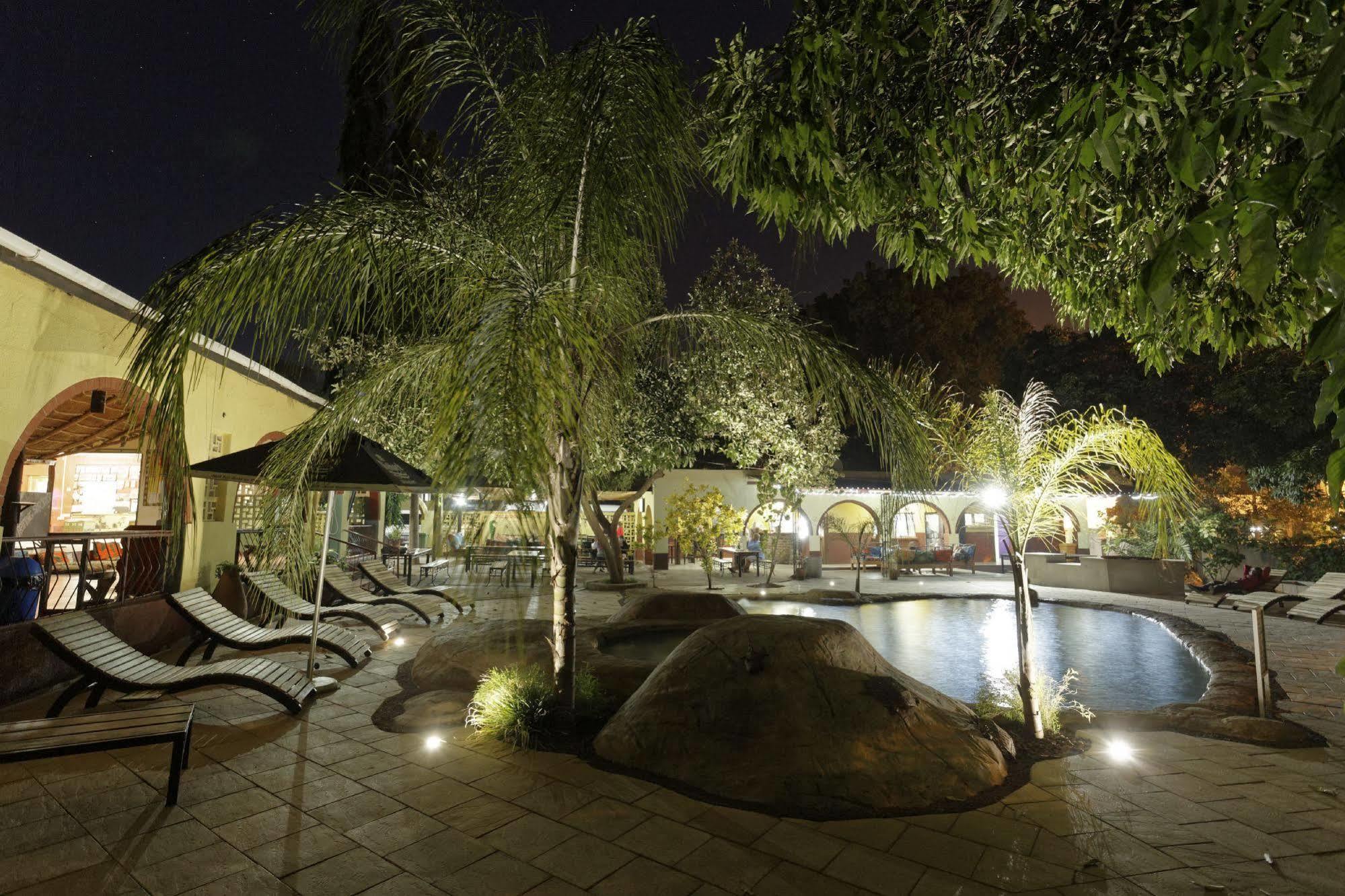Jollyboys Backpackers Hostel Livingstone Buitenkant foto
