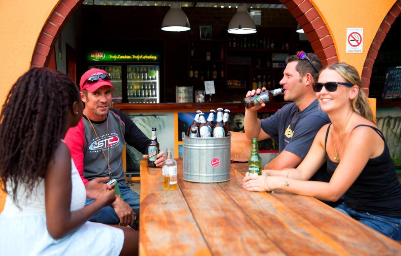 Jollyboys Backpackers Hostel Livingstone Buitenkant foto