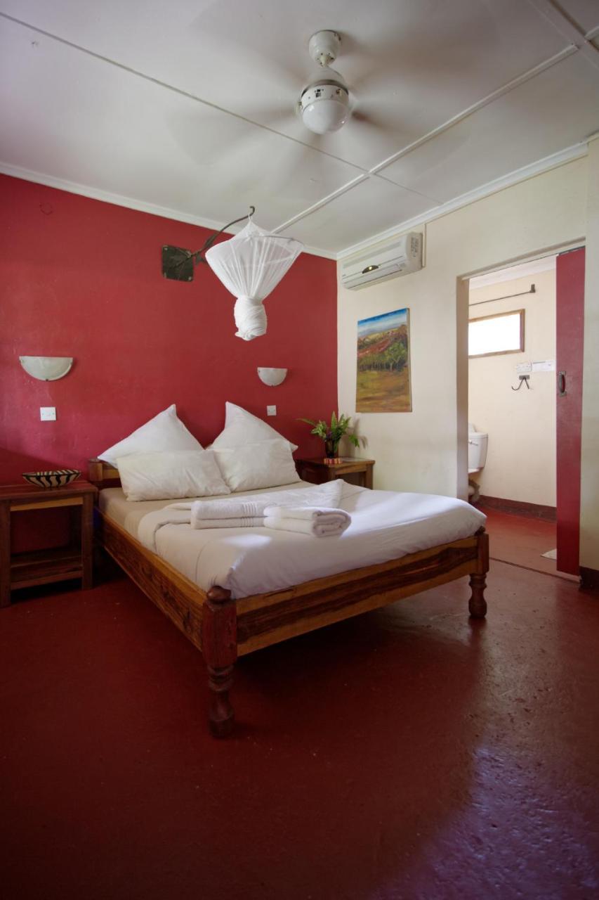 Jollyboys Backpackers Hostel Livingstone Buitenkant foto